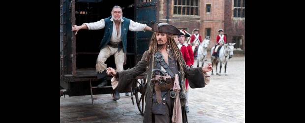 "Sparrow ya está metido dentro de mí" | Cortesía Disney | En el reparto de esta nueva entrega de los Piratas del Caribe aparece la española Penélope Cruz, interpretando a la hija del capitán Barbanegra. Repite su papel Geofrey Rush, como Barbarrosa.