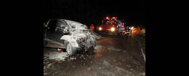 Retorno ha dejado 29 heridos | Colprensa, Luis Alfredo Zapata | Un total de 25 personas resultaron heridas la noche del sábado, tras el choque de un bus de La Macarena y una camioneta, en la vía Guamal-Castilla.