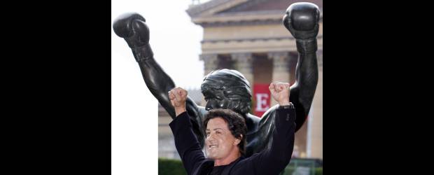 Stallone sigue dando la pelea | Archivo | Sylvester Stallone se ha reinventado en una industria en la que ha encontrado halagos y críticas. Sus sagas, Rambo y Rocky, lo han llevado a la gloria, pero también le han otorgado unos cuantos galardones como peor actor.