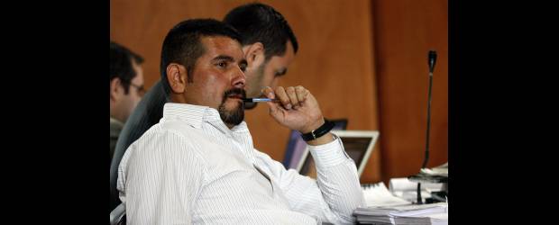 "Saldaña", de reinsertado modelo a acusado de montaje | Colprensa | Tras su desmovilización en 2005, con la compañía Norma Patricia Galeano de las Farc, Raúl Agudelo Medina, alias "Olivo Saldaña" fue designado como gestor de paz por el Gobierno anterior. El exguerrillero asegura que ha propiciado la deserción de unos 600 subversivos. Pero este año fue excluido.