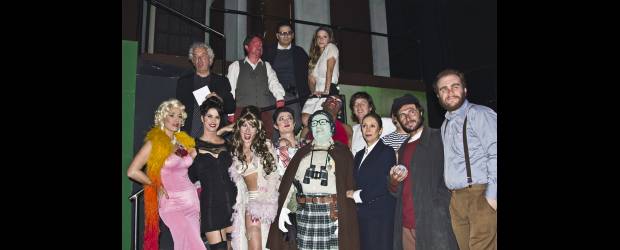 Un teatro que llegó a los treinta | Cortesía Zona Cinco | La junta directiva del Teatro Nacional decidió presentar El Rehén , obra con la que se inauguró hace 30 años el lugar. Se cierra un ciclo y empiezan nuevos retos.