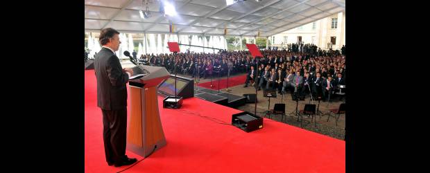 La prosperidad nacional, en manos de las regiones | Archivo | El presidente Juan Manuel Santos se reunió en la Casa de Nariño con los nuevos alcaldes y gobernadores electos el pasado 13 de diciembre para presentarles los lineamientos generales del Plan Nacional de Desarrollo y con el cual deberán trabajar de la mano durante sus mandatos.
