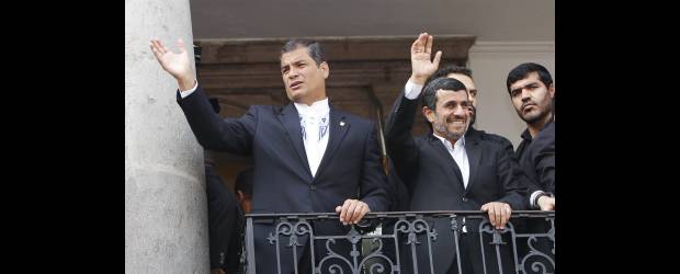 Sin derecho de réplica | Ap, Archivo | El presidente de Ecuador, Rafael Correa, junto a su similar de Irán, Ahmadineyad, poco amigos de la libertad de prensa.