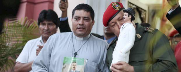 Antes de viajar a Cuba, Chávez se encomendó a José Gregorio Hernández. | Reuters | Antes de viajar a Cuba, Chávez se encomendó a José Gregorio Hernández.