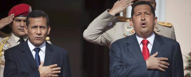 Humala fue recibido con honores de jefe de Estado por Chávez | Reuters |