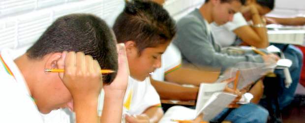 Del 10 al 30% perdería el año | Archivo | Hay un límite de materias que los estudiantes pueden recuperar a final o a comienzos del año siguiente. Un temor general es lo que podría pasar si muchos pierden: que aumente la deserción.