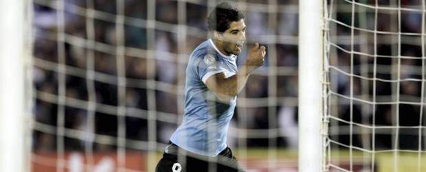 Suárez, en el éxtasis del gol. | Reuters | Suárez, en el éxtasis del gol.