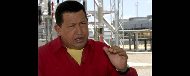 Chávez sí compraría energía | Archivo | Debido a la crisis eléctrica que vive el país vecino, el presidente Hugo Chávez Frías aseguró que está dispuesto a comprarle energía a Colombia.