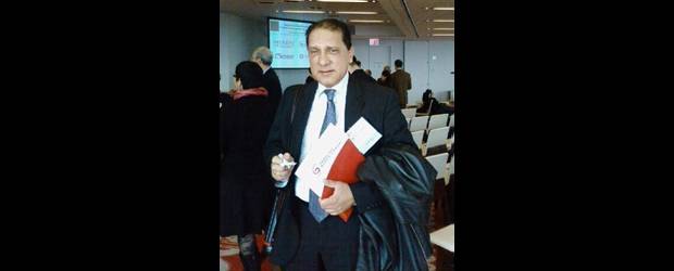 Imagen Ministerio De Relaciones Exteriores | Colombiano, nominado en Francia al premio Hombre del año 2010 en medicina y salud.
