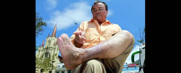 Un pueblo al que no le amaga la tragedia | Manuel Saldarriaga | Los ingenieros Rodrigo Echeverri y José Hilario López, quienes han sido partícipes de la historia de la minería en la región, consideran que la solución no es cerrar las minas sino tomar medidas precautelativas que incluyan un centro de formación y atención integral para el minero.