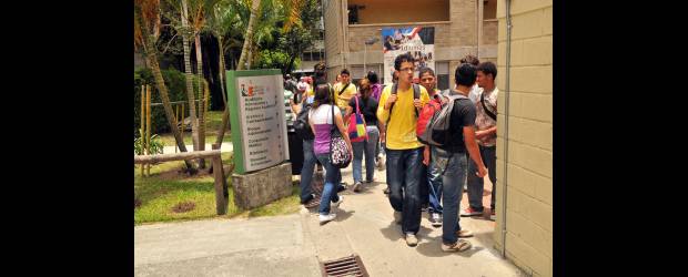 Quince años construyendo universidad hacia la excelencia | Cortesía | La institución cuenta con cinco espacios en el área de los laboratorios: electrónica, física, mecatrónica, informática y uno de telecomunicaciones.