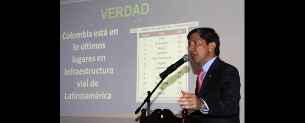 Industria automotriz no quiere soñar sola | Edwin Bustamante | El presidente de General Motors Colmotores está convencido de que Colombia puede tener una industria automotriz fuerte, pero le pide al gobierno cautela con el desmonte de aranceles en el marco de un TLC con Corea.