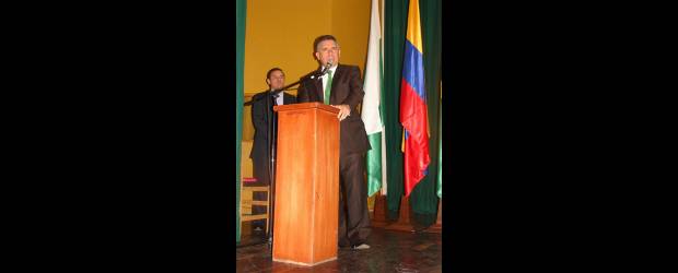 Ecuador, Brasil y E.U. dan el caché | Cortesía Corporación Los Paisitas | Roberto Hoyos repite gestión como director del Ponyfútbol.