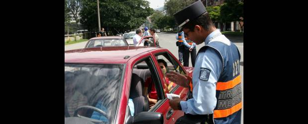Pilas, hoy vuelve el pico y placa | Archivo | La medida del pico y placa estuvo suspendida durante la Navidad.