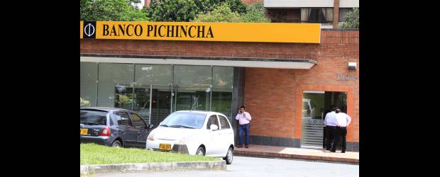Los nuevos bancos están llevando la tasa a la baja | Juan Fernando Cano | La fuerte competencia entre los nuevos bancos por hacerse a una tajada del mercado está inciendo en la disminución de las tasas de interés.