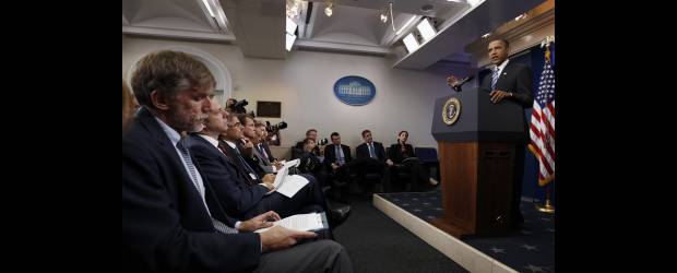 Obama reclama plan para evitar la cesación de pagos | Washington, Reuters | El presidente Barack Obama ofreció ayer una conferencia de prensa, donde le reclamó al Congreso un plan serio de reducción de déficit, que no afecte a las personas corrientes. "La noción de recortar el gasto sin pedir algo a los más ricos, no me parece un plan serio", afirmó el presidente Obama.