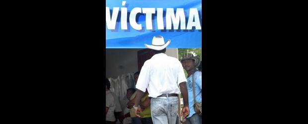 Víctimas denunciaron a los suplantadores | Archivo | Desplazados han denunciado cobro de dinero por ayudas humanitarias.