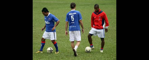 DIM goleó a Curazao y NAL aguanta para definir titular | Manuel Saldarriaga | Luis Fernando Mosquera, luego de recuperarse de una lesión, ha sido clave en los últimos partidos del Medellín. Ojalá mantenga la misma tónica.