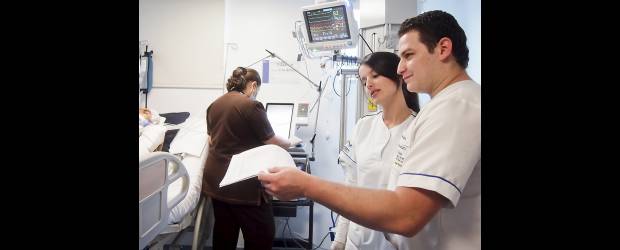 Espacios al rescate de la vida | Los pacientes en la UCI requieren monitoría especial las 24 horas del día, el personal y los equipos hacen un conteo minuto a minuto de los signos vitales y otras características clínicas.