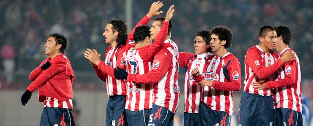 Chivas es el primer finalista de la Libertadores 2010 | Reuters | Chivas disputará el título de la Copa Santander Libertadores ante un equipo brasileño.