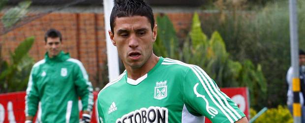 Seguridad de Nacional llega en Tula | Cortesía Mauricio Cadavid | Cristian Alberto Tula, zaguero central del Atlético Nacional, uno de los nuevos líderes con los que Santiago Escobar inicia la temporada oficial. El técnico del Cali lo dirigió en Argentina, lo que puede ser una ventaja para él en el partido de esta noche en el Atanasio.