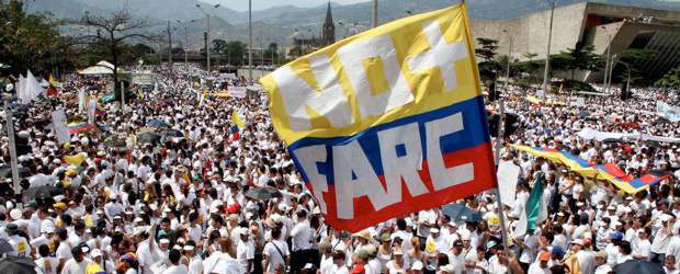 Efemérides del 4 de febrero | En otro 4 de febrero, pero del 2008, millones de personas se manifiestan en 130 ciudades del mundo contra la guerrilla colombiana de las Farc.