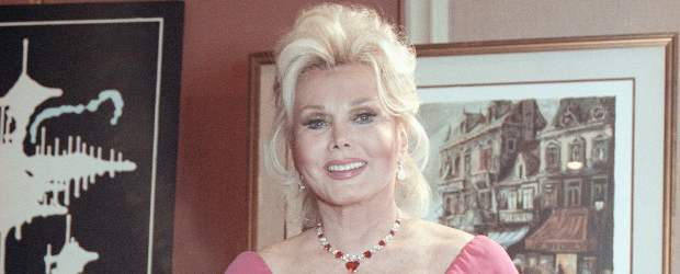 Actriz Zsa Zsa Gabor sigue delicada de salud | En los últimos días la actriz Zsa Zsa Gabor ha sido hospitalizada en múltiples ocasiones.