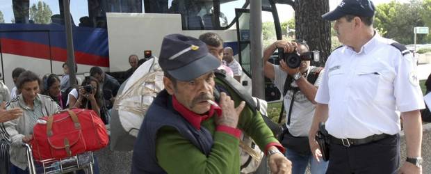 CE analiza expulsión de gitanos de territorio francés | AP | La mayoría de los gitanos han llegado a Rumania.