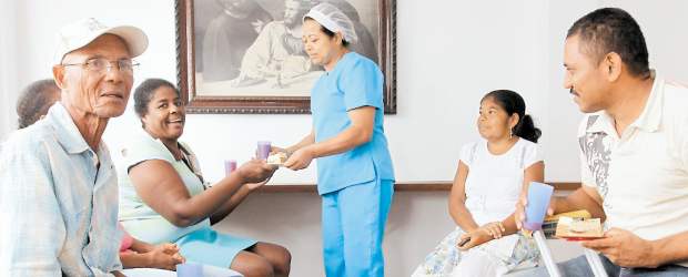 Un buen Dios acoge a todos en su casa |