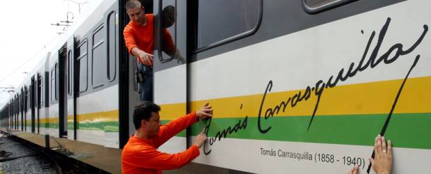 El Instituto de Bellas Artes tendrá su tren en el metro | Archivo | Ya son varios trenes los que llevan los nombres de destacados personajes antioqueños.
