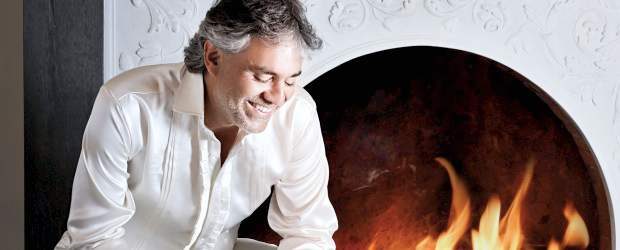 Bocelli vive cada día a plenitud | Cortesía | Los días antes del concierto Andrea se pasa en silencio. Lee, escucha música y percibe los sonidos del lugar en el que se encuentra. En el camerino no es exigente. "Sólo necesito agua, té y café".