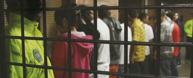 Bacrim inquietan a director de Human Rights | Archivo | José Miguel Vivanco manifestó ayer que le preocupa que el accionar de las bandas criminales (bacrim) afecten la seguridad en Colombia.