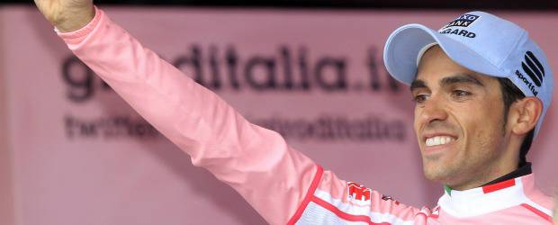 Reuters | Igor Antón ha logrado la cuarta victoria española en el Giro de Italia tras conquistar en solitario el Monte Zoncolan.