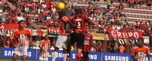 En el rentado, Envigado no desentona | Colprensa-Cúcuta | Envigado Fútbol Club salvó un punto en el estadio General Santander gracias al regreso oportuno y efectivo de Dorlan Pabón frente al Cúcuta Deportivo, que terminó con un hombre menos por la expulsión del paraguayo Báez.