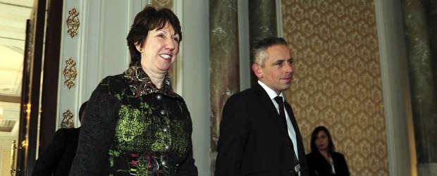 Reuters | La responsable de Política Exterior y de Seguridad de la Unión Europea, Catherine Ashton, calificó los contactos mantenidos desde el viernes como "constructivos", aunque no ocultó que estaba "decepcionada" por la falta de avances.