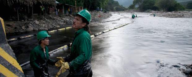 Cúcuta estará por lo menos 15 días sin agua | Colprensa | Cúcuta estará por lo menos unos 15 días en completo racionamiento de agua potable, como consecuencia del petróleo derramado a las aguas del río Pamplonita.