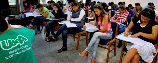La U. de A. pasó su primer día de examen | Jaime Pérez | Este martes continuará el examen de admisión a partir de las 9:00 de la mañana.