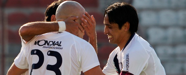 Vélez Sarsfield es el campeón del torneo Clausura argentino | Reuters | Santiago Silva y David Ramírez anotaron los goles de la victoria de Vélez sobre Huracán.