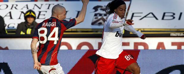 Ronaldinho regresa a la selección brasileña para duelo con Argentina | Reuters | Ronaldinho regresa a la selección brasileña un año y medio después.