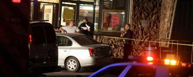 Un hombre mató a seis personas en una pista de patinaje en Texas | AP | El individuo disparó contra los asistentes a una fiesta de cumpleaños infantil en una pista de patinaje.