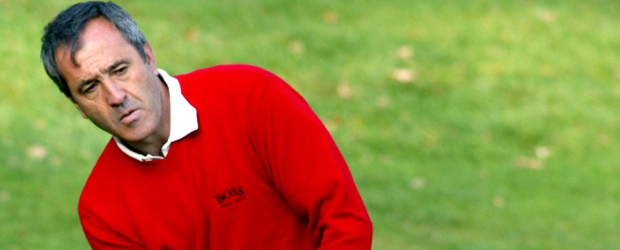 El golfista Severiano Ballesteros sufre deterioro neurológico | Reuters | Ballesteros se desmayó en el aeropuerto internacional de Madrid antes de abordar un vuelo rumbo a Alemania el 6 de octubre de 2008, y luego le detectaron el tumor cerebral.