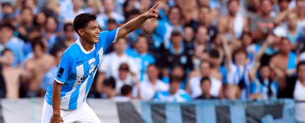 Teo Gutiérrez se queda en el Racing, según dirigente del club | Reuters