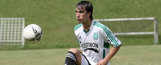 El joven Sebastián pone casta ante los matecañas | Hernán Vanegas | Dispuestos a enderezar el camino, los jugadores de Nacional saldrán hoy repetir la actuación que tuvieron frente al Tolima hace ocho días. Sebastián Pérez (foto) seguirá alternando su trabajo de contención con Daniel Santa. Los verdes jugarán con la misma nómina que cayó ante el Quindío, incluidos los suplentes.