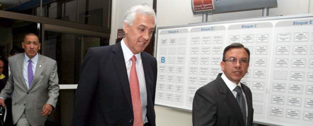Fiscalía pide medida de aseguramiento contra Samuel Moreno | Colprensa | El lunes, el suspendido Samuel Moreno dijo que está tranquilo porque demostrará que no cometió ningún delito.