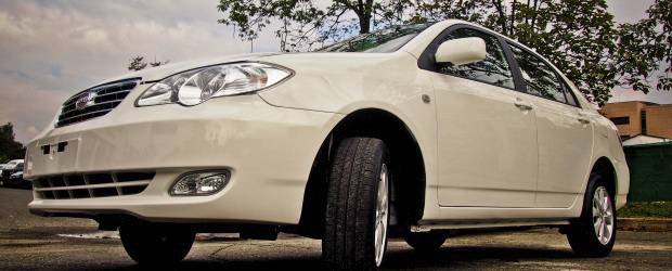 BYD crece con el nuevo modelo F3 | El nuevo modelo de BYD ofrece 4.5 metros de longitud. Su altura es de 1.7 metros, un ancho de 1.4 metros y su distancia entre ejes es de 2.6 metros.