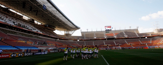 Argelia y Eslovenia se miden por tres puntos de un valor incalculable | Reuters | Eslovenia entrenó este sábado en la cancha del estadio Peter Mokaba, sede del compromiso.