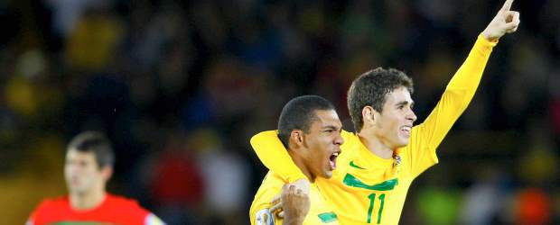 Brasil es el nuevo pentacampeón | José Miguel Gómez, Reuters-Bogotá | Óscar fue la figura de Brasil, al marcar los tres goles con los que su selección sub20 derrotó a la de Portugal y se coronó campeón en la final del Mundial de fútbol de esta categoría, que concluyó anoche en Bogotá.