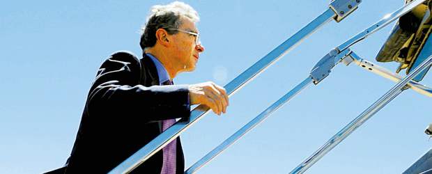 El último vuelo de Uribe | Cortesía Presidencia | El que sería el último viaje internacional de Álvaro Uribe como presidente fue a España, en donde participó de la VI Cumbre de Jefes de Estado de América Latina y Unión Europea. Oficialmente no tiene más viajes por fuera del país.