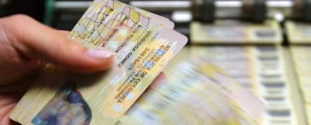 Cédula vieja no servirá después del 31 de julio | Archivo | Las cédulas viejas no servirán como documento de identificación ni para realizar trámites. Sólo son válidas las que tienen el holograma.