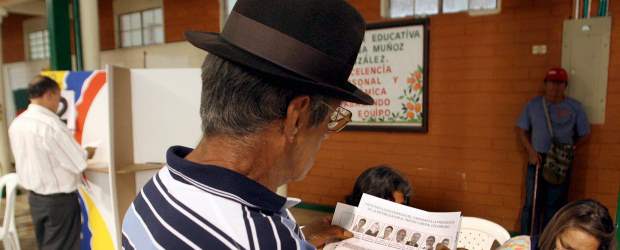 Las coaliciones no cuajan en Rionegro | Archivo | Rionegro se caracteriza por ser un municipio con buena participación electoral. En las elecciones a Congreso de la República en 2010, de 62 mil personas habilitadas para votar, ejercieron su derecho al voto 49 mil.